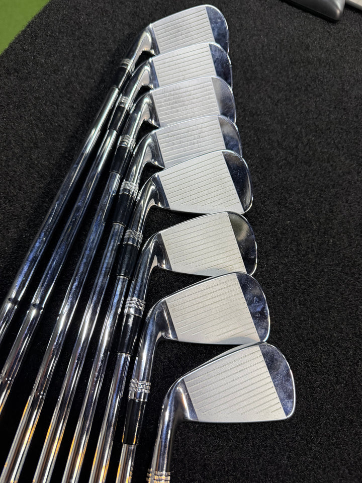 Demo Wilson Staff Model CB 3-PW Irons DG S300 With Steel Shafts