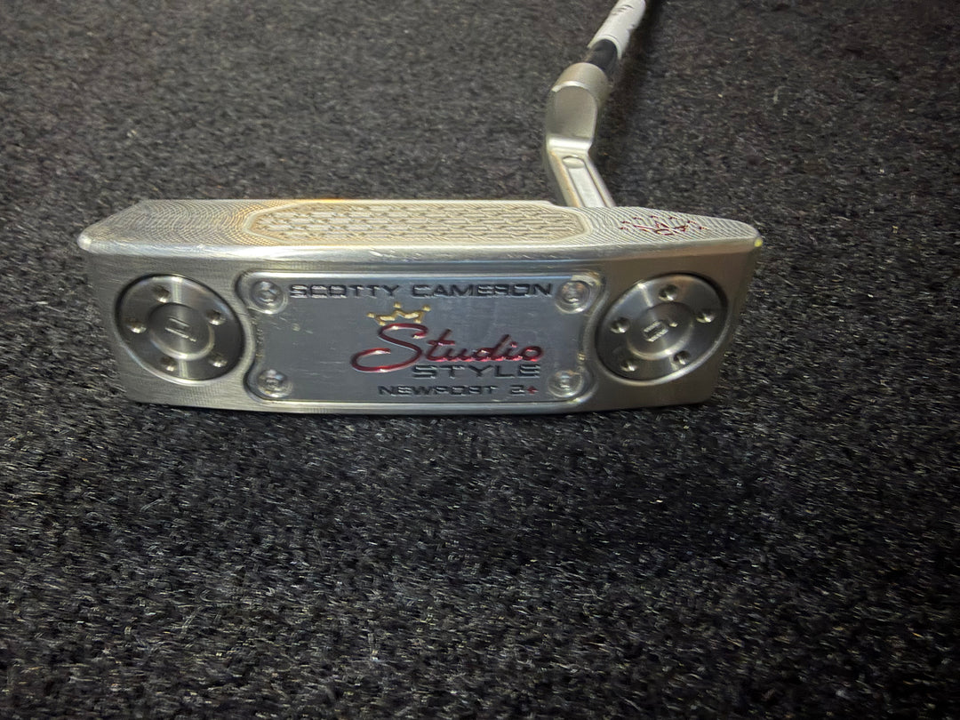 Demo Scotty Cameron Studio Style Newport 2+ Putter - Right Hand- 35
