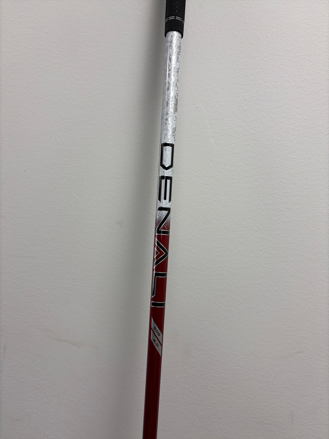 Titleist GT4 Driver- Right Hand- 9 Degree- Denali Red 50 6.0
