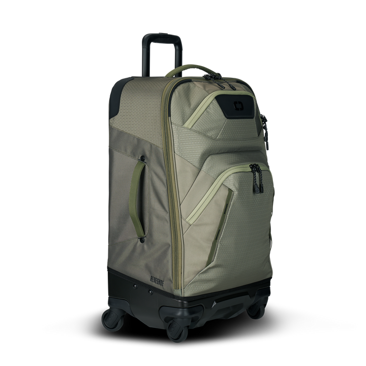 OGIO Renegade 26" Spinner 24 - Four Leaf Clover