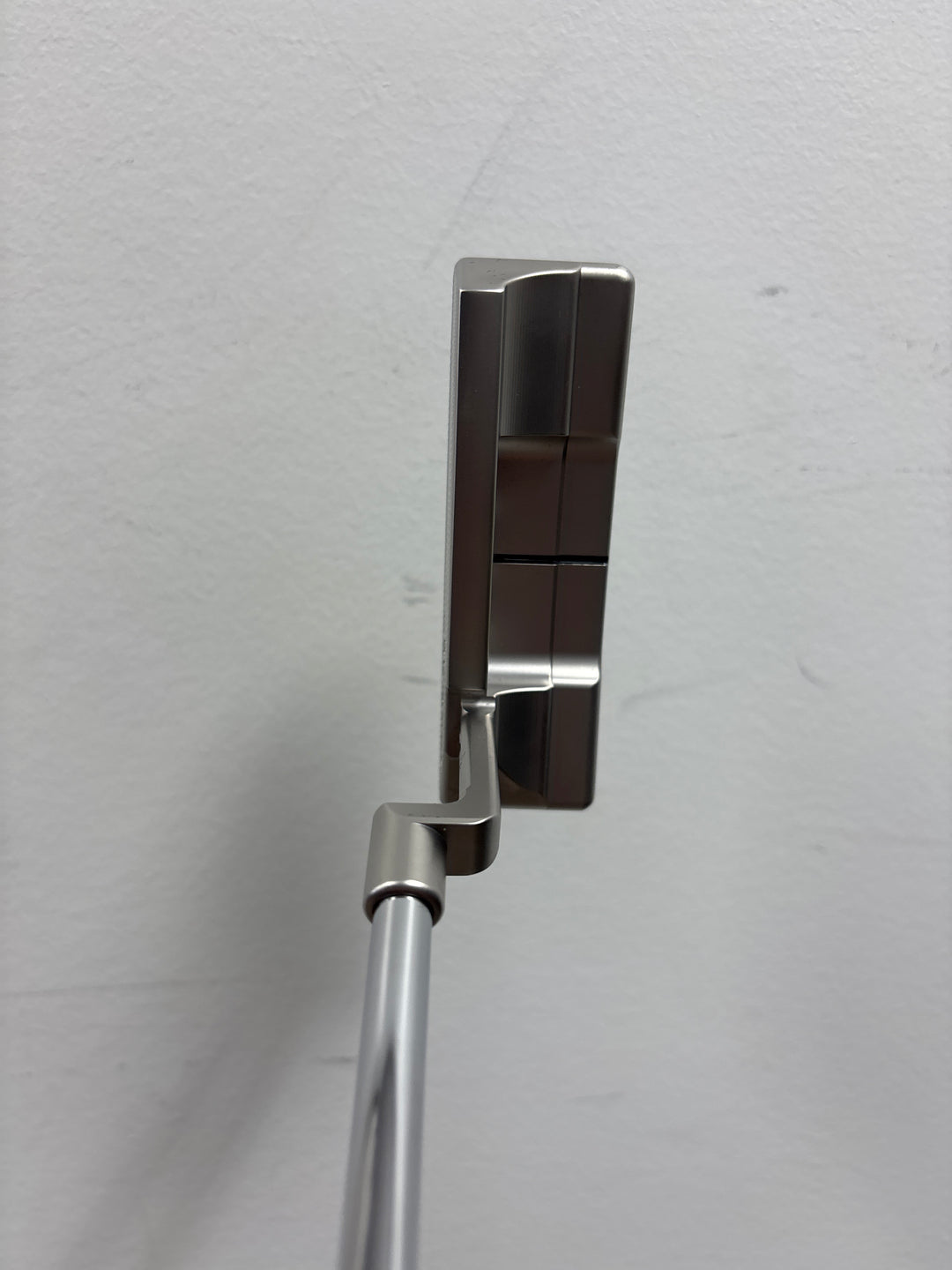 DEMO Scotty Cameron Super Select Newport 2+ - Right Hand - 35”- w/Headcover