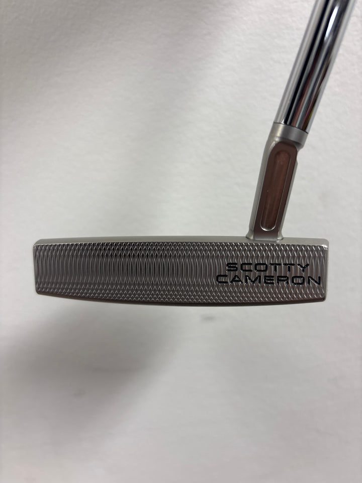 DEMO Scotty Cameron Super Select Golo 6.5 - Right Hand - 34”- w/Headcover