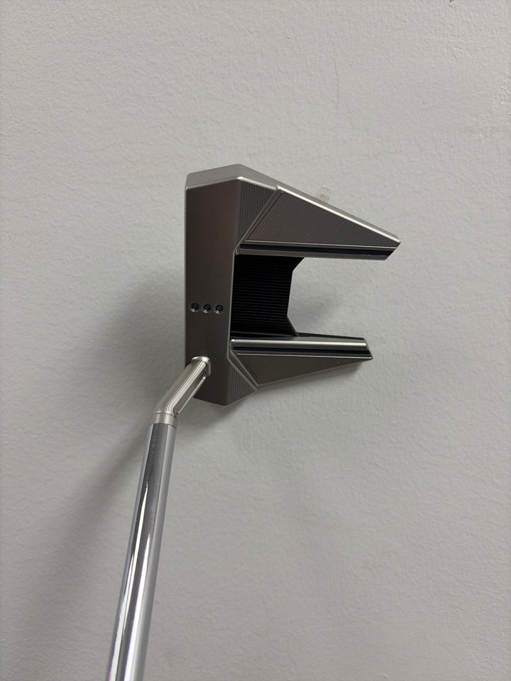 Demo Scotty Cameron Phantom 7.5 Right Handed Putter