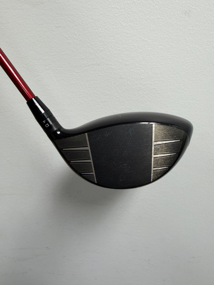 Demo Titleist GT2 Left Handed Driver with Denali Red 50g 6.0