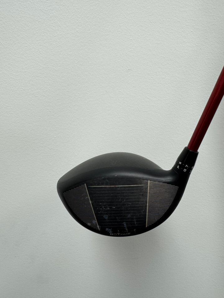 Demo Cobra DS-Adapt LS Driver- Right Hand- 10.5- Denail Red 50g Stiff