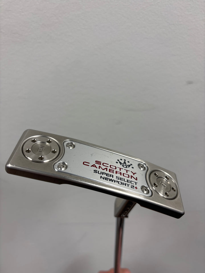 DEMO Scotty Cameron Super Select Newport 2+ - Right Hand - 35”- w/Headcover