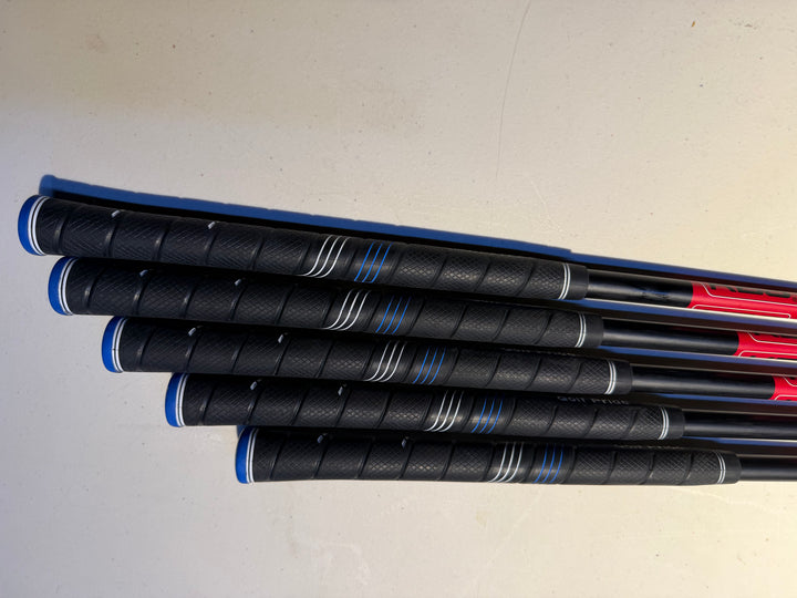 Demo Srixon ZXi5 Iron Set - 6-PW Regular RH