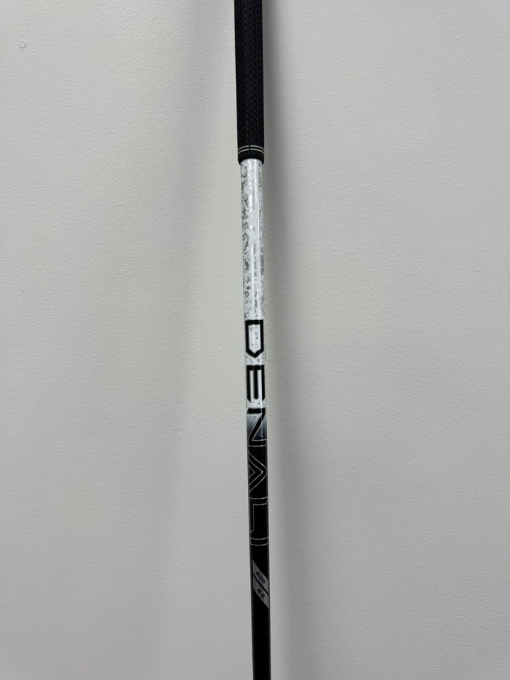Demo Cobra DS-Adapt LS Driver- Left Hand- 9.0-Denail Black 60 Extra Stiff