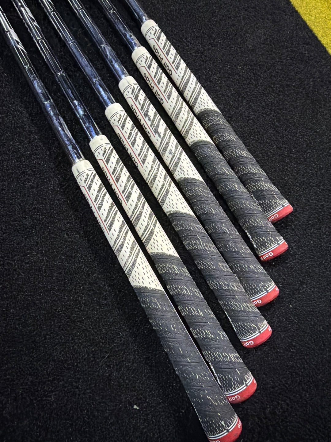 Demo Titleist T-150/T-200 iron set RH Reg 5i-9i