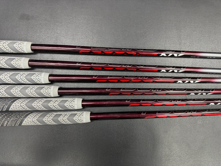 Demo Taylormade Stealth HD Iron Set 5-PW with Graphite Shafts