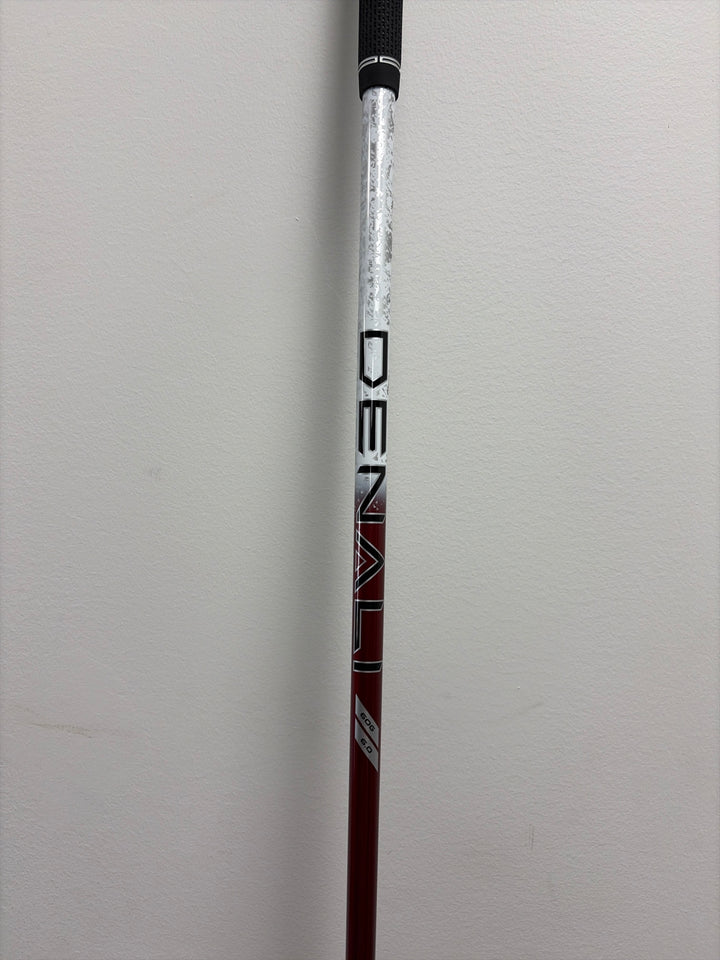 Demo Titleist GT4 Driver- Left Hand- 9 Degree- Denali Red 60 6.0