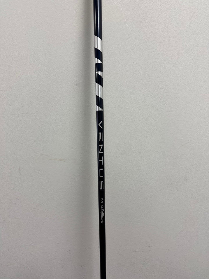 Demo Titleist GT2 Left Handed Fairway with Ventus Velcore Blue 7S (No Headcover)