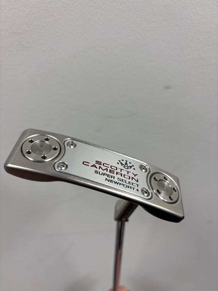 DEMO Scotty Cameron Super Select Newport + - Right Hand - 35”- w/Headcover