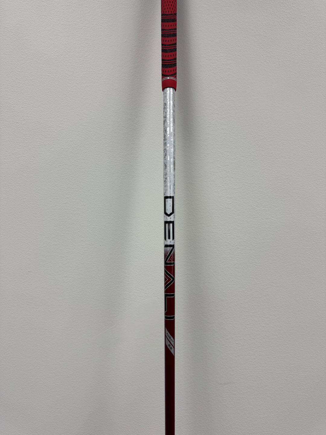 Demo Titleist GT2 24 Degree Hybrid With Denali Red 70g 5.5