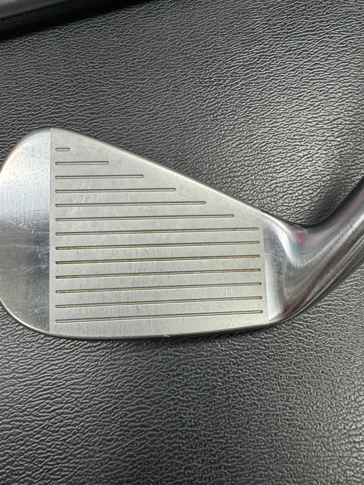 Demo Mizuno Pro 221 Iron Set 4-PW with Project X LZ 120g 6.0