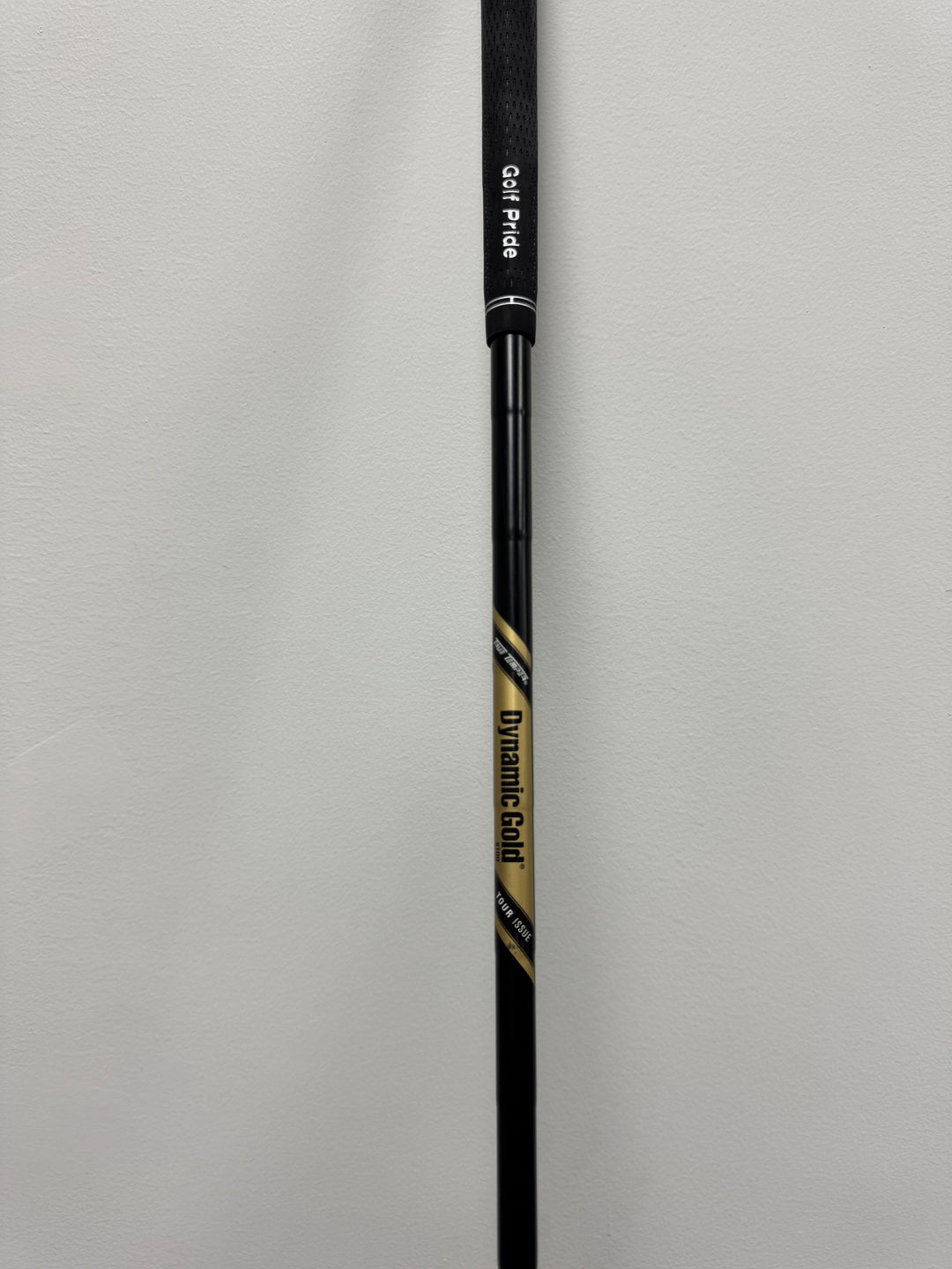 Demo Right Hand Titleist T100 G3 4-PW Black With Dyamic Gold Tour Issue X100 Black