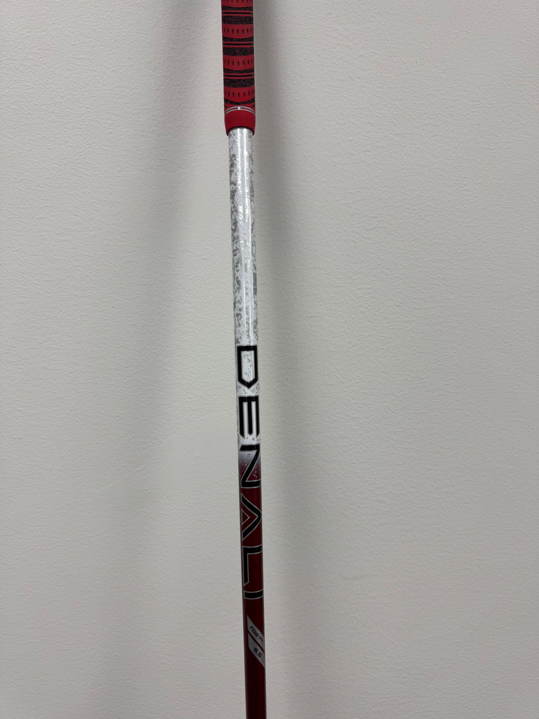 Demo Titleist GT2 21 Degree Hybrid With Denali Red 70g 5.5