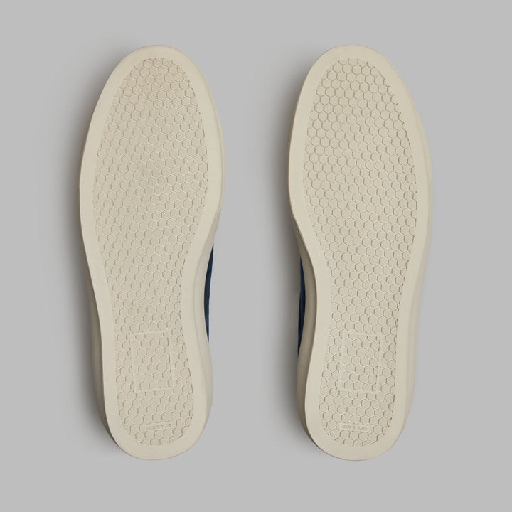 Women's Endeavour Slip On Leather Sneaker Twilight