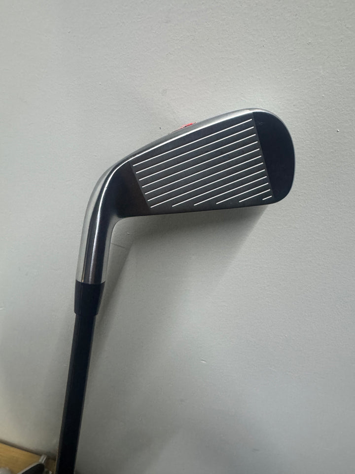 Demo Titleist U505 Utility Iron- Right Hand- 1- HZRDUS 80 6.0