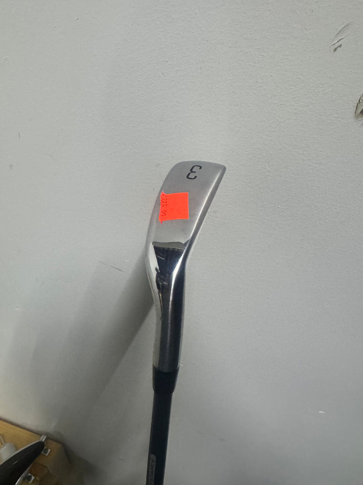 Demo Titleist U505 Utility Iron- Right Hand- 3- Graphite Design AD-IZ-95S