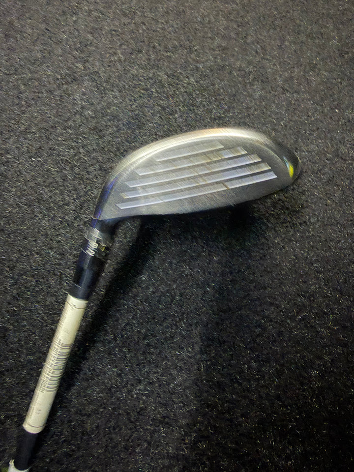 Demo Titleist TSR2 Fairway Wood- 15 Degree- Right Hand- HZRDUS CB Red 60 5.0 (Senior)