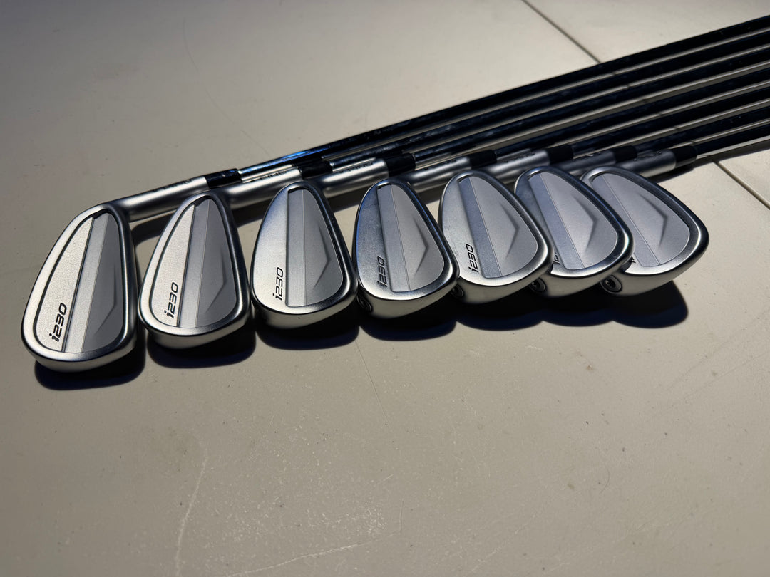 PING i230 Irons 4i-PW Dynamic Gold 105 S300 Right Hand - Store Display Demo
