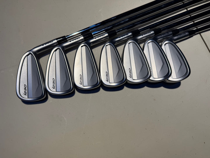 PING i230 Irons 4i-PW Dynamic Gold 105 S300 Right Hand - Store Display Demo
