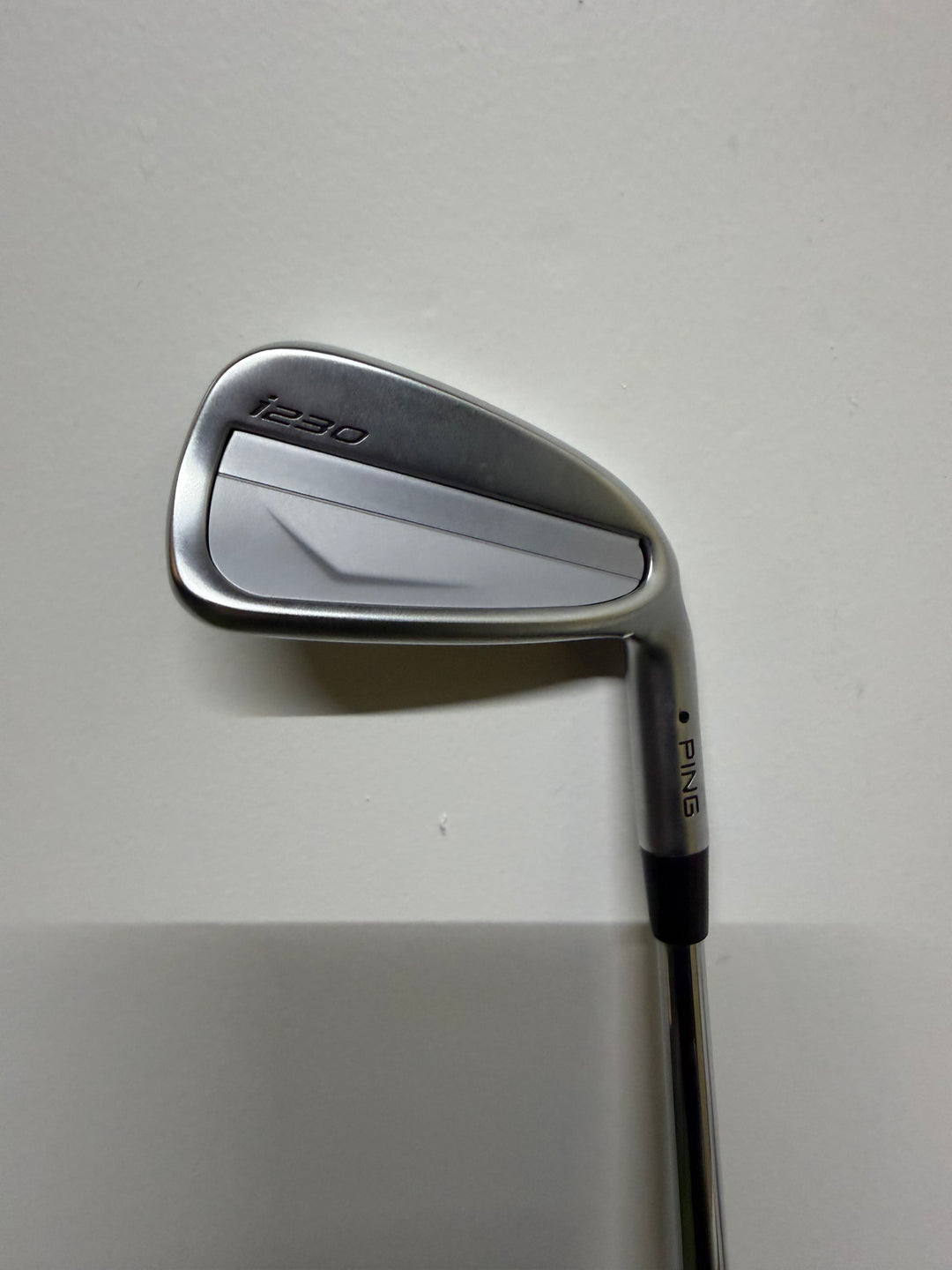 PING i230 Irons 4i-PW Dynamic Gold 105 S300 Right Hand - Store Display Demo