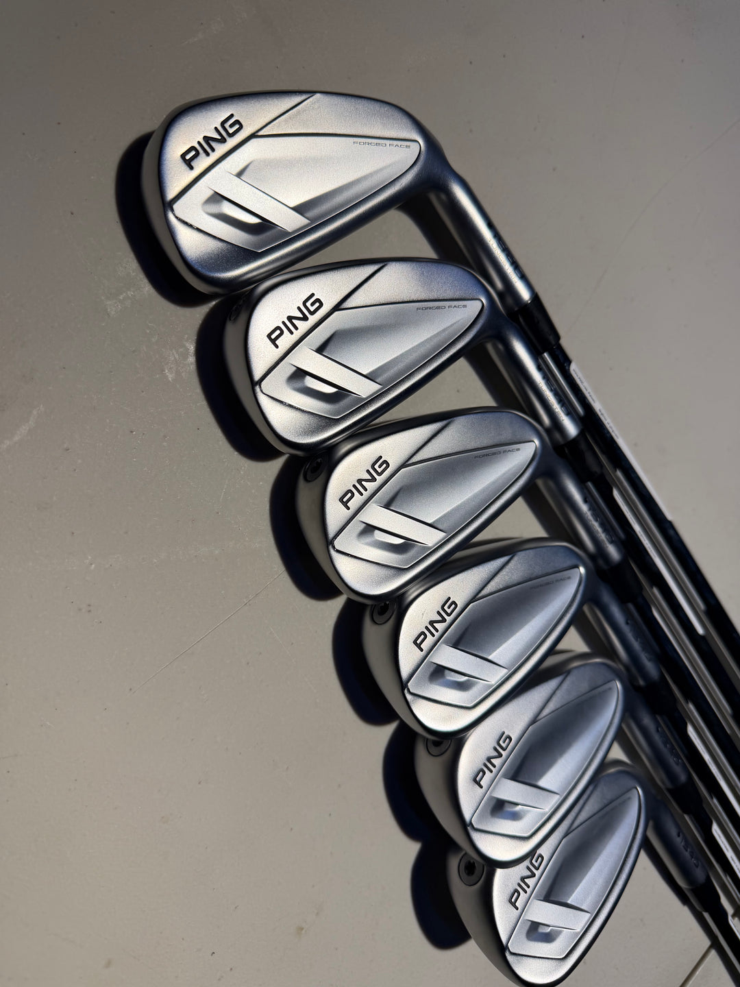 PING i540 Irons 5i-PW AWT 3.0 Black Stiff Right Hand - Store Display Demo
