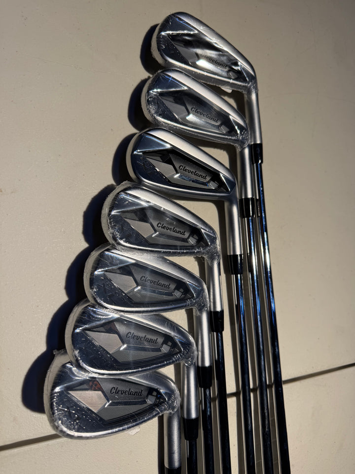 Cleveland Zipcore XL Irons 5i-GW KBS Tour Lite Regular Right Hand - Store Display Demo