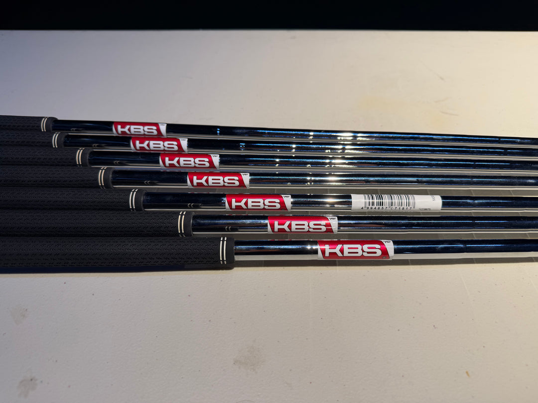 Cleveland Zipcore XL Irons 5i-GW KBS Tour Lite Regular Right Hand - Store Display Demo