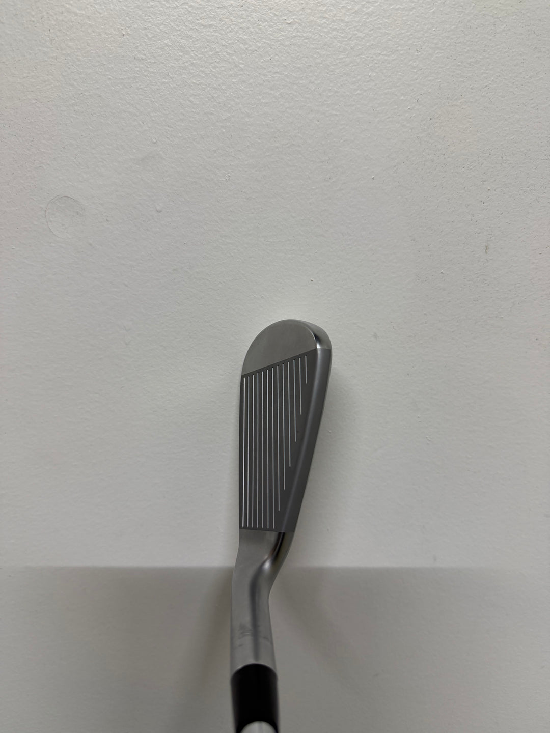 Cleveland Zipcore XL Irons 5i-GW KBS Tour Lite Regular Right Hand - Store Display Demo