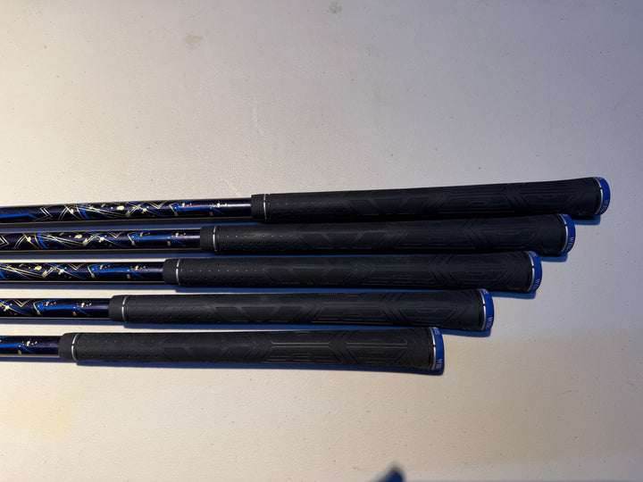 XXIO 13 Irons 6i-PW DST 47g Regular Left Hand - Store Display Demo