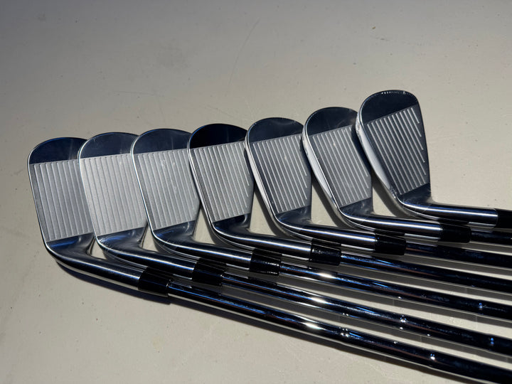 Callaway X Forged Irons 4i-PW Dynamic Gold Mid 115 S300 Right Hand - Store Display Demo