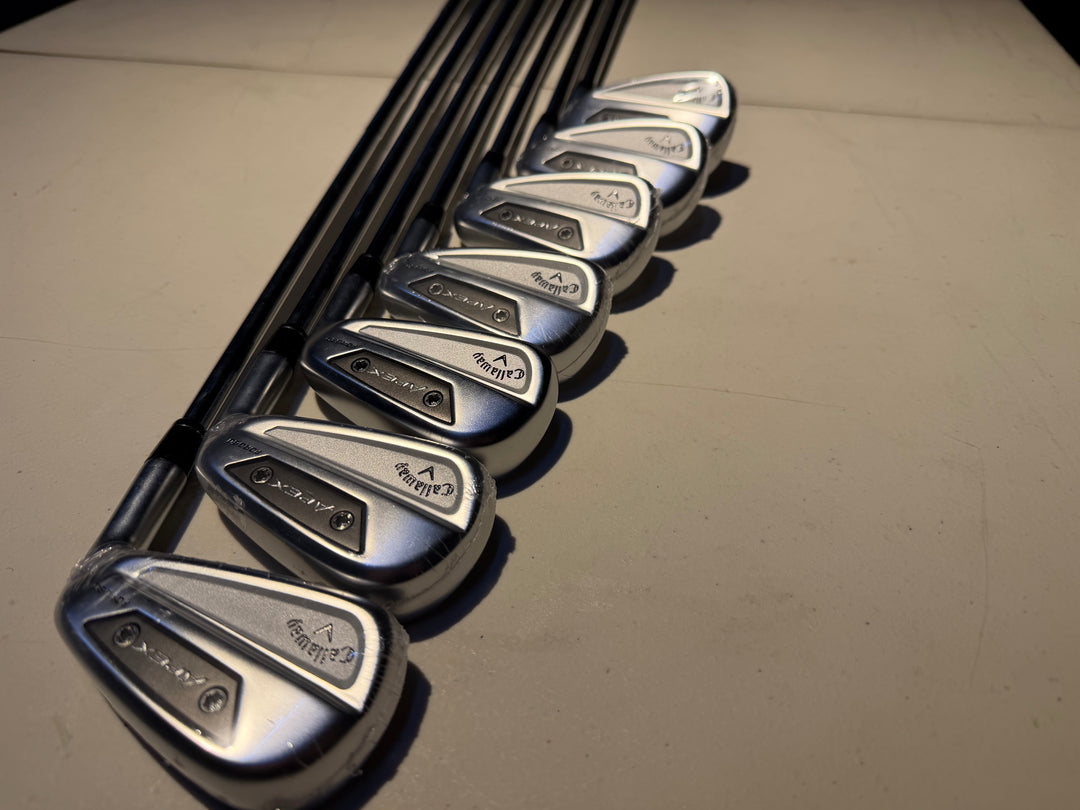 Callaway Apex Ai300 Irons 5i-AW Dynamic Gold Mid 90 R300 Right Hand - Store Display Demo
