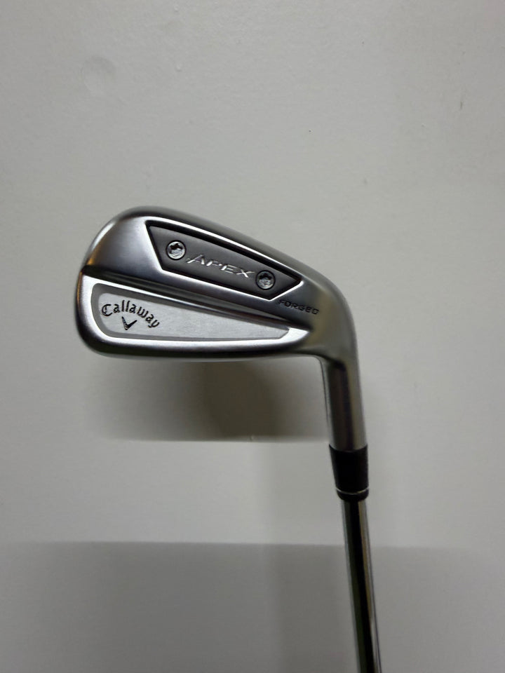 Callaway Apex Ai300 Irons 5i-AW Dynamic Gold Mid 90 R300 Right Hand - Store Display Demo