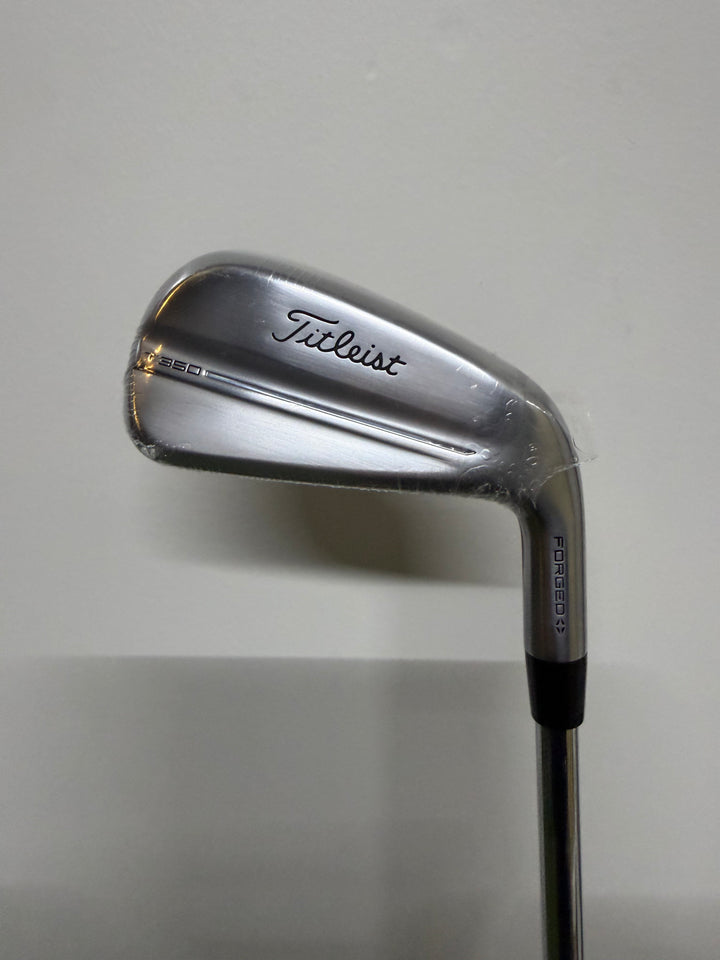 Titleist T350 4G Irons 5i-48 True Temper AMT Red R300 Right Hand - Store Display Demo