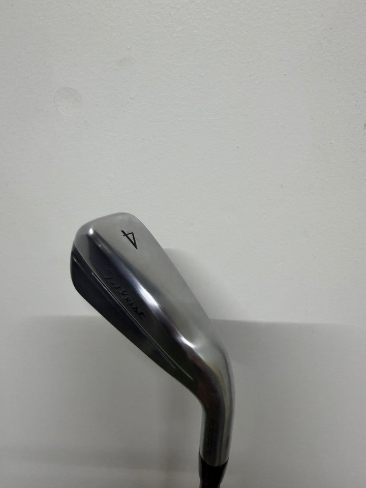 Demo Titleist U505 Utility Iron - 4 Iron Regular RH