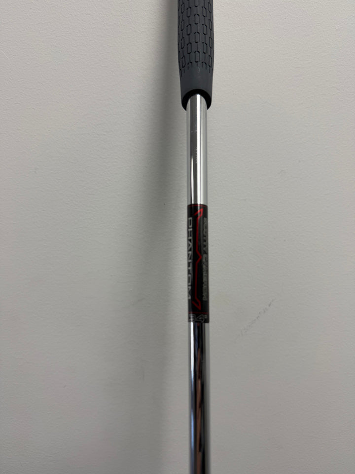 Scotty Cameron Phantom 5.5 Putter 34" Right Hand - Store Display Demo