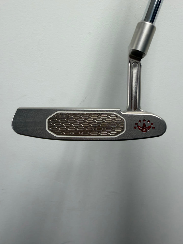 Scotty Cameron Studio Style 2025 Newport Putter 34" Right Hand - Store Display Demo