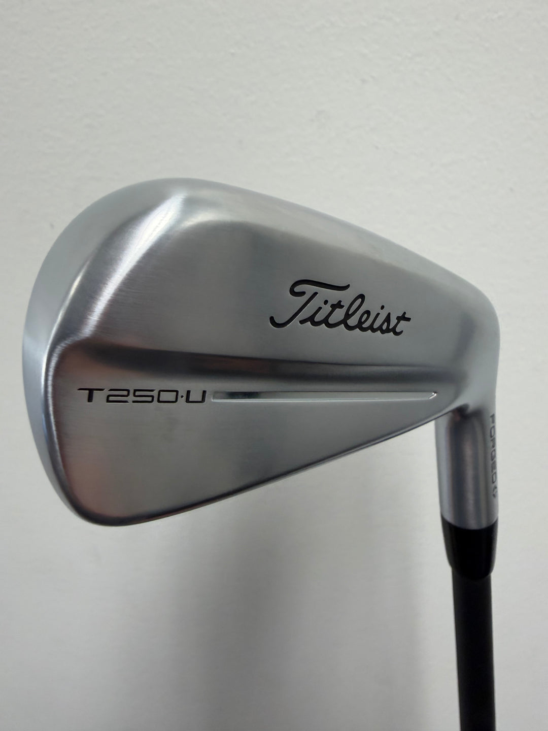 Titleist T250•U Utility 4 Iron HZRDUS 80 HY 6.0 Stiff Right Hand - Store Display Demo